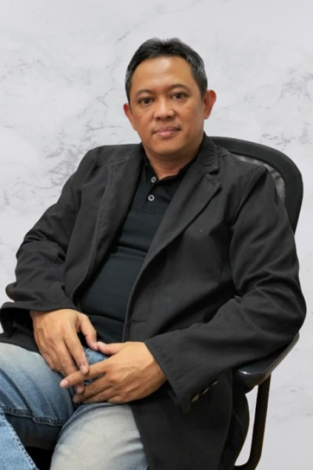 poto_pak_heru-removebg-preview